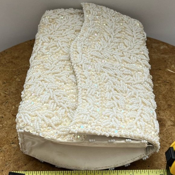 Vintage Stunning White Sequin Beaded Handmade Front Flap Clutch Purse Hong Kong - Picture 1 of 13